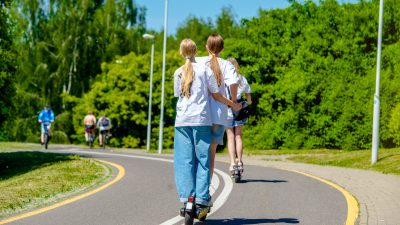 NTF varnar för elsparkcyklar i grupp
